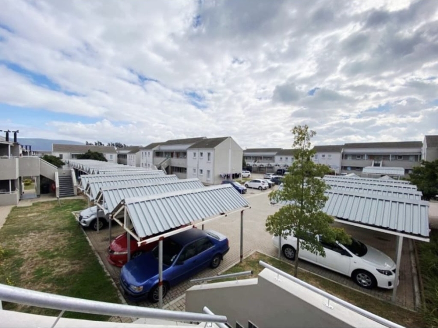 To Let 2 Bedroom Property for Rent in Klein Drakenstein Western Cape